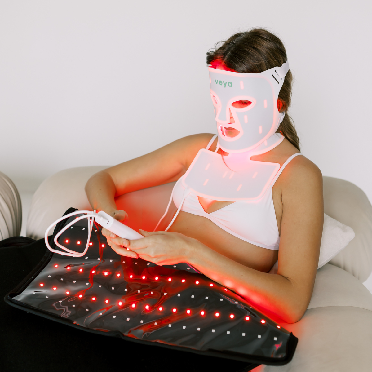 VEYA LED Light Therapy Mask, face, neck and chest coverage